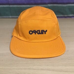 Oakley 5 Panel Men’s Cap Hat Orange Strap Back Logo Cotton One Size